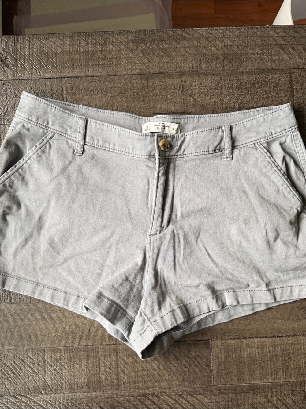 Abercrombie & Fitch Light Gray High Waist Women's Shorts S-12 W-31